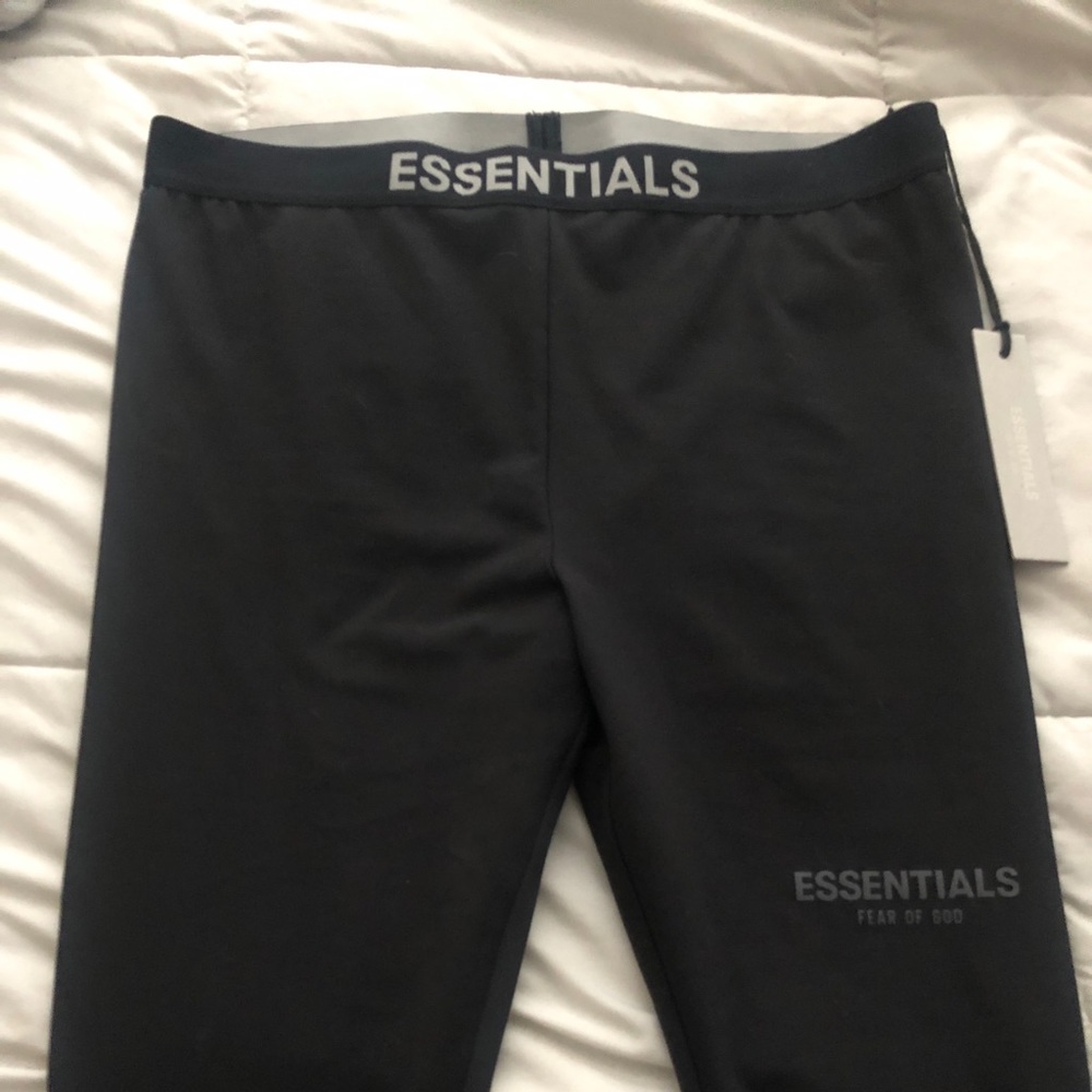 FOG Essentials Leggings